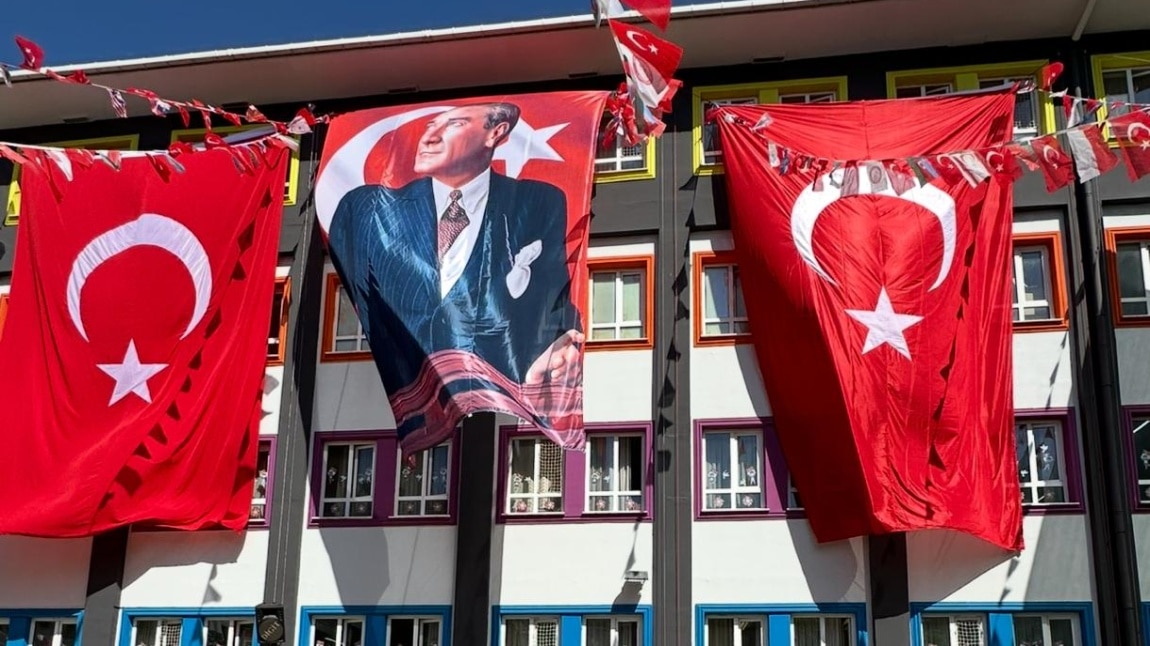 23 NİSAN ULUSAL EGEMENLİK VE ÇOCUK BAYRAMI TÖRENİNE HAZIRIZ...